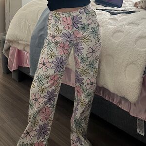 Floral Wide-Leg Women's Pants in Pastel Multicolor